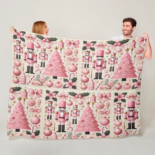 Roze Notenkraker Kerstboom Fleece Deken (In situ)