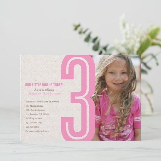 Roze nummer drie uitnodiging van de Partij van de  (Staand voorkant)