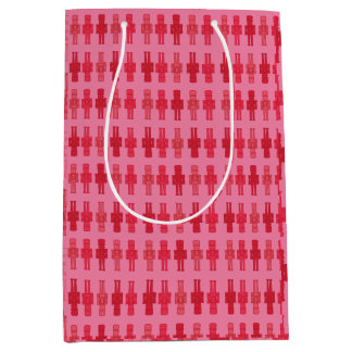 Roze Nutkraker Gift Bag Medium Cadeauzakje