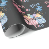 Roze of blauwe mammie houdt van je - gender onthul cadeaupapier (Rol Hoek)