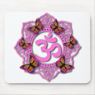 Roze ohm mandala design met Monarch butterflies Muismat