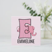 Roze olifant Letter E Monogramed Birthday Party Kaart (Staand voorkant)