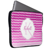 Roze ombre Chevron persoonlijke laptophoes Laptop Sleeve (Voorkant Rechts)