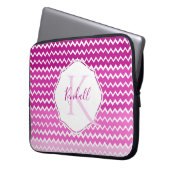 Roze ombre Chevron persoonlijke laptophoes Laptop Sleeve (Voorkant Links)