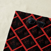 Roze omlijnde vlinder zwart Thunder_Cove Strandlaken (In situ)