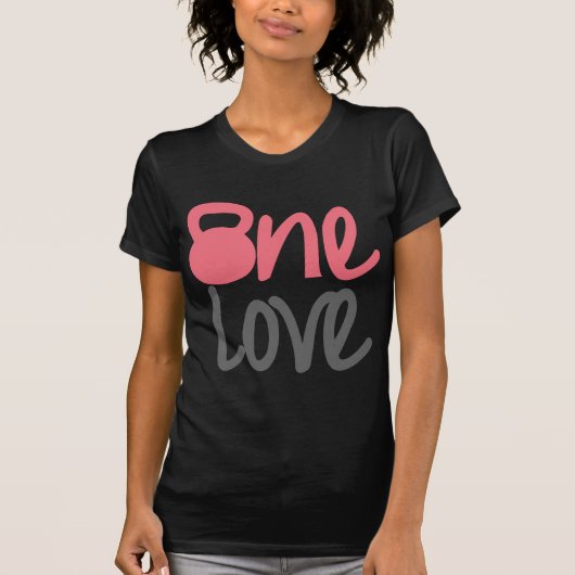 Roze "One Love" T-shirt (Voorkant)
