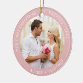 Roze Onze Eerste Kerstmis Betrokken Custom Foto Keramisch Ornament (Links)