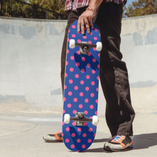 Roze op blauwe stippen patroonontwerp persoonlijk skateboard