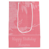 roze op roze bloemige achtergrond medium cadeauzakje (Achterkant)