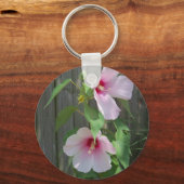 Roze op roze duo van hibiscus bloemen sleutelhanger (Voorkant)