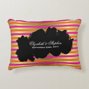 Roze, Oranje en Faux Gold Metallic Stripes Wedding Decoratief Kussen
