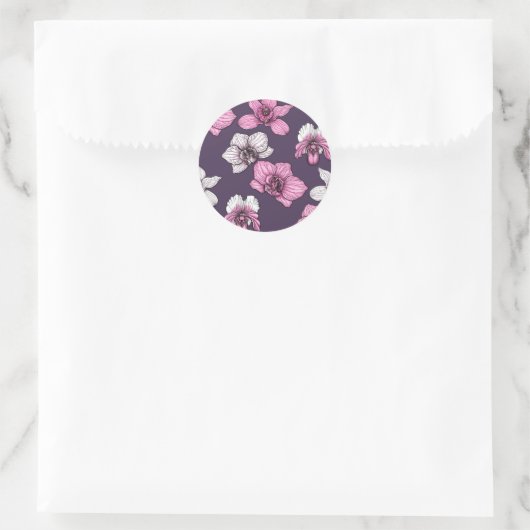Roze orchidebloemen ronde sticker (Tas)