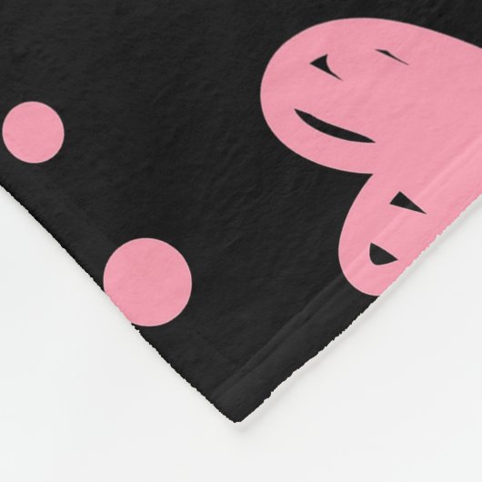 Roze over zwarte harten fleece deken (Hoek)