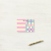 Roze Paars Geel Kleurblokken Uw Naam Post-it® Notes (Op bureau)
