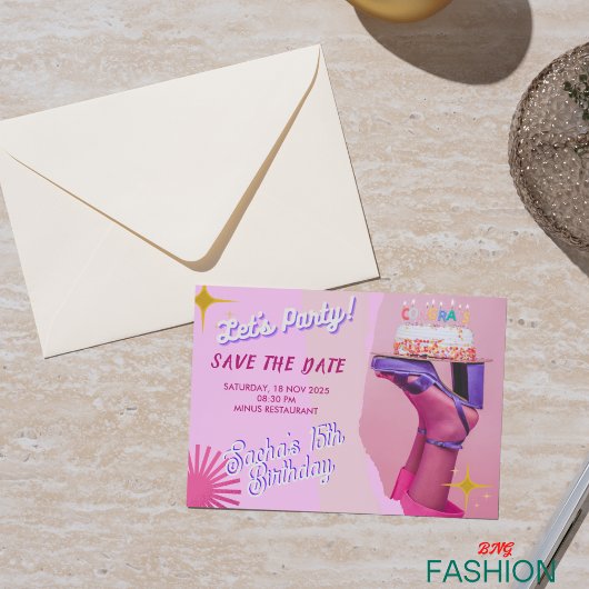 Roze Paarse B Quinceanera Save the Date Kaart