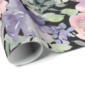 Roze Paarse Bloem Zwarte Achtergrond Cadeaupapier (Rol Hoek)