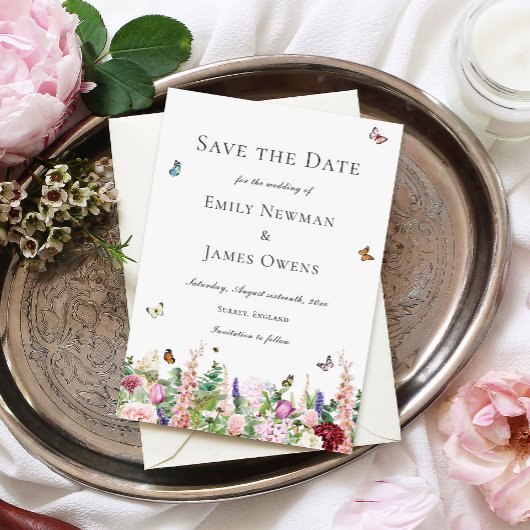 Roze paarse bloemen en botervliegen Sla de datum o Save The Date