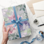 Roze Paarse bloemengrijze achtergrond Cadeaupapier<br><div class="desc">Wikkel uw geschenken in elegantie met onze Roze Paarse Floral Grey achtergrond Wrapping Paper. Deze veelzijdige tint straalt tijdloze verfijning uit, waardoor het perfect is voor elke gelegenheid. Verhoog je cadeaus met een vleugje ingetogen luxe die indruk zal maken op elke ontvanger.</div>