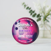 Roze Paarse BOWLINGBAL ROND Verjaardagsfeest Kaart (Staand voorkant)