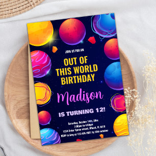 Roze Paarse buitenruimte Maandag Uitnodigingen