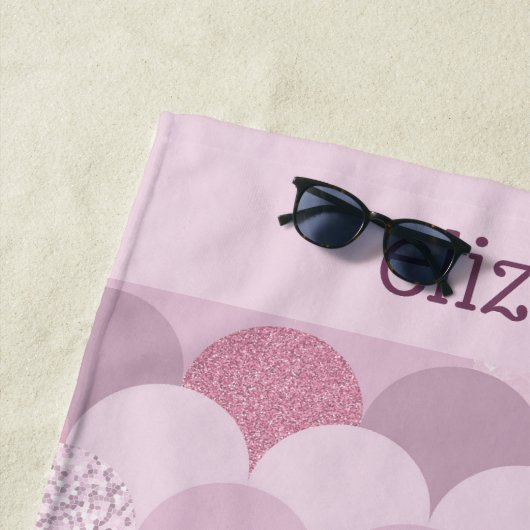 Roze paarse cirkelstructuur strandlaken (In situ)