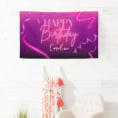 Roze Paarse Confetti Neon Lights Happy Birthday Spandoek (Insitu)