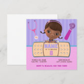 Roze Paarse Doc Stuffins Verjaardag Kaart (Voorkant / Achterkant)