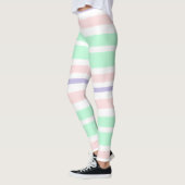 Roze, Paarse en groene gestripte Leggings (Links)