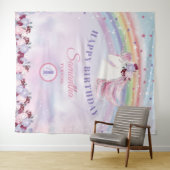 Roze Paarse en Zilveren Eenhoorn Verjaardag Achter Wandkleed (In Situ (horizontaal))