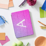 Roze Paarse glitter en Sparkle Monogram iPad Pro Cover<br><div class="desc">Roze en Paarse Ombre Faux Glitter en Sparkle Elegant Monogram Hoesje. Dit hoesje kan worden aangepast om uw initiaal en voornaam te omvatten.</div>