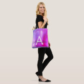 Roze Paarse Glitter Glans Elegante Monogram Tote Bag (Op model)