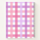 Roze Paarse pastel Monogram Gingham Pattern Notitieboek (Achterkant)