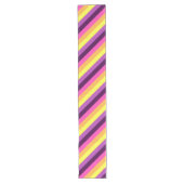 Roze Paarse Retro Stripes Grote Tafelloper (Voorkant)