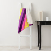 Roze Paarse Retro Stripes Kleine Sherpa Deken (In situ)