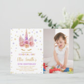Roze Paarse Unicorn Birthday Uitnodigingen met fot (Staand voorkant)