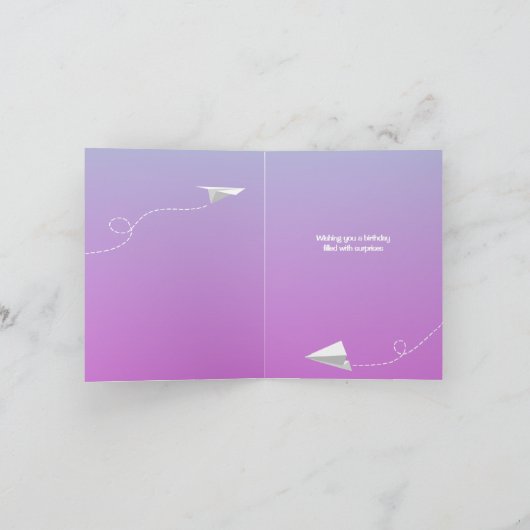 roze paarse verjaardag van vliegende papieren vlie kaart (Binnen)