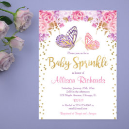 Roze paarse vlinder baby van roze goudvlinder kaart