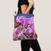 Roze paarse vlinder orchidee bloem waterverf tote bag (Dichtbij)