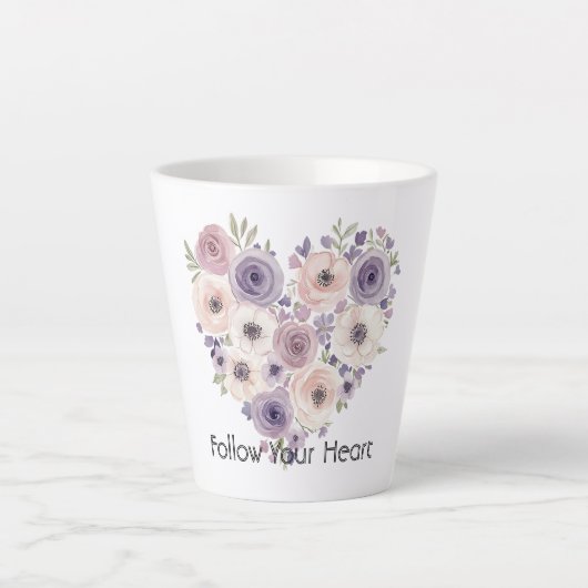 Roze Paarse Witte Bloemhart Latte Mok (Voorkant)