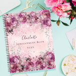 Roze paarse zilverflorals naamscript 2023 planner<br><div class="desc">Een heldere,  bleke,  roze metalen achtergrond. Gedecorbeerd met roze en paarse floralen,  bloemen met kunstzilverbladeren. Pas een naam aan en voeg deze toe. De naam wordt geschreven met een modern handgeschreven stijlmanuscript</div>