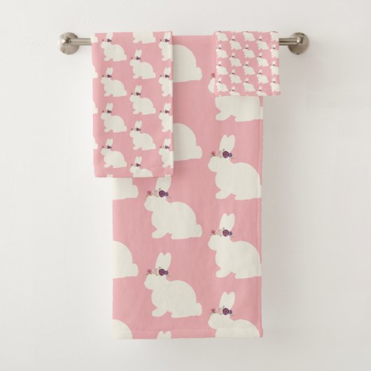 Roze paashaas over Apron Bad Handdoek (Insitu)