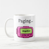 Roze Pager Persoonlijke Naam Grappig Cadeau Mok (Links)
