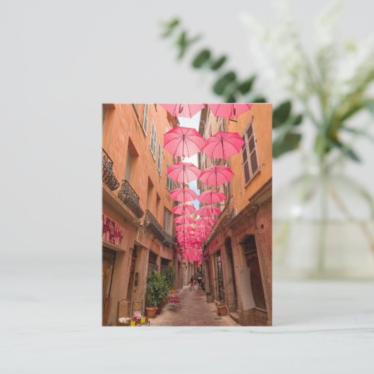 Roze paraplu's in het Franse Grasse Riviera in Fra Briefkaart (Staand voorkant)