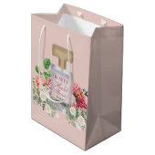 Roze Parfumfles Bloemige Bruiloftsshowers  Medium Cadeauzakje (Achterkant Gekanteld)