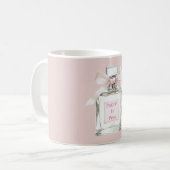 Roze parfumfles met roze strik koffiemok (Voorkant links)