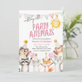 Roze Party Forest Animals in Party Petten Verjaard Kaart (Staand voorkant)