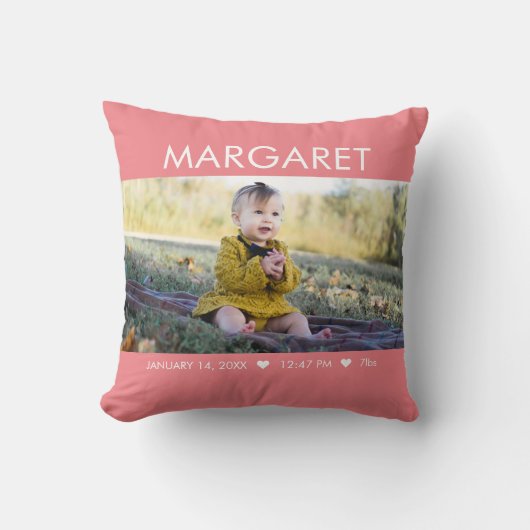 Roze Pasgeboren Baby Foto Keepsake Kussen (Voorkant)