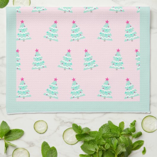 Roze Pastel Kerst Keuken Handdoek (Gevouwen)