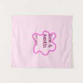 Roze pastel retro bruiloft grens lijst naam datum wandkleed (Voorkant (horizontaal))