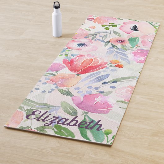 Roze pastelbloemen, waterkleurig met naam yogamat (In situ)